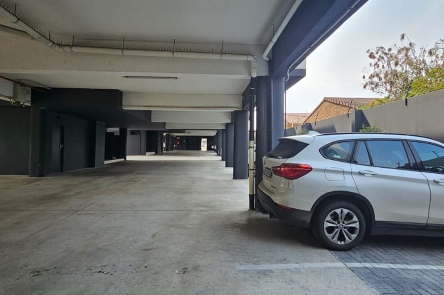 To Let 2 Bedroom Property for Rent in Bloubergstrand Western Cape